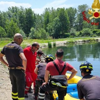 Escursionista bloccato su un isolotto del Ticino al Geraci di Motta Visconti, salvato dai Vigili del Fuoco