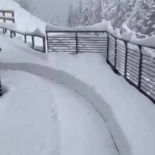 Il risveglio alla Piana di Vigezzo, nel Verbano Cusio Ossola (foto tratta dalla pagina Facebook Santa Maria Maggiore Turismo)
