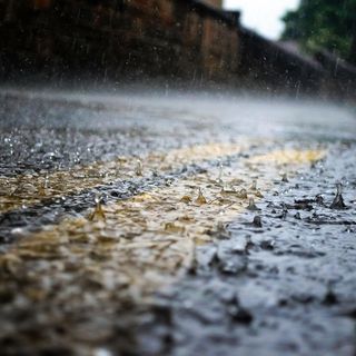 Aprite gli ombrelli, da mercoledì torna la pioggia per iniziare a colmare la &quot;grande sete&quot;