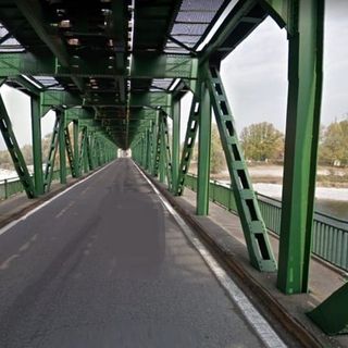 Al ponte di ferro di Galliate proseguono i lavori