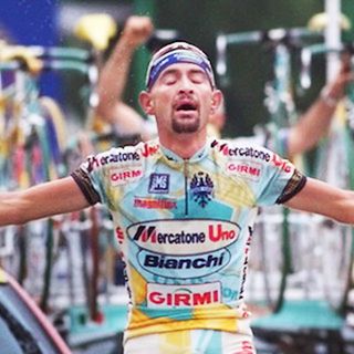 Morire a San Valentino. Chiedimi chi era il &quot;Pantadattilo&quot; - di Teo Parini