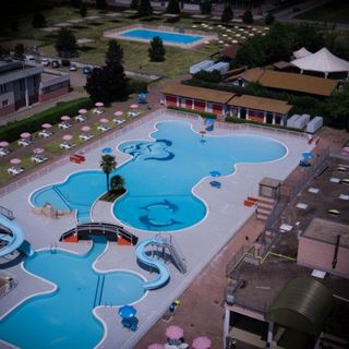 La piscina di Trecate sarà gestita dalla coop Start Onlus