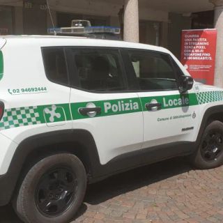 Torna libero il giovane che ha aggredito gli agenti al comando della Polizia locale di Abbiategrasso