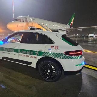 Bimbo di sei anni ci lascia, la Polizia locale di Robecco sul Naviglio trasporta i suoi reni per dare speranza ad altri due ragazzini