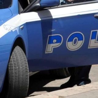 Milano: rubano circa 5mila euro appena prelevati con metodo gomma bucata. Fermati