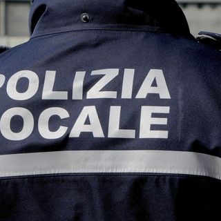 Vigevano: sorpresi all'ex orfanotrofio Riberia con hashish e materiale per preparare le sostanze stupefacenti, identificate 4 persone
