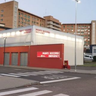 Magenta: grave malore mentre si torva all’edicola dell’Iper, 84enne in codice rosso