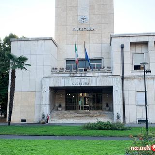 Usavano il reddito di cittadinanza per acquistare dosi di droga