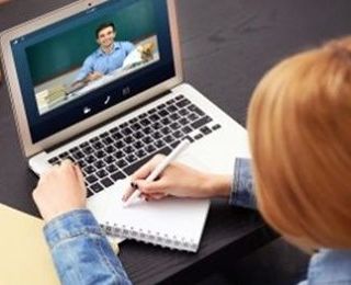 Scuole superiori, la Lombardia alza bandiera bianca: Dad fino al 24 gennaio