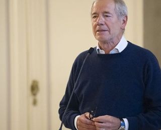 Bertolaso: &quot;In Lombardia arriveremo a 140mila vaccinazioni al giorno&quot;