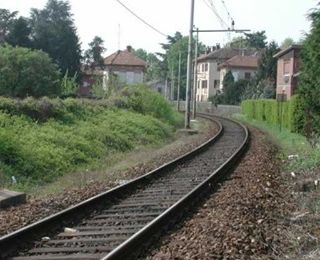 Milano-Mortara slitta ancora: strali del Codacons contro Rfi e Regione
