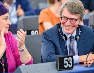 Esulta sui social per la morte di Sassoli: &quot;Un comunista in meno&quot;. Bufera a Ivrea