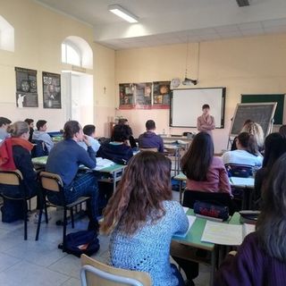 Campagna vaccinale sui giovani da luglio per la riprese delle scuole in sicurezza. Nelle aziende probabile via da giugno