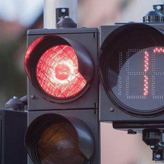 Bareggio, arrivano i semafori.. ‘col conto alla rovescia’