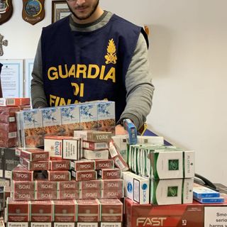 La Gdf di Milano sequestra 100 chili di sigarette di contrabbando