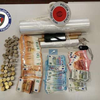 Trecate: operazione antidroga della Pl, in manette un 21enne