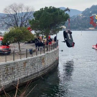 Coppia annegata nel lago di Como: ipotesi incidente al Suv
