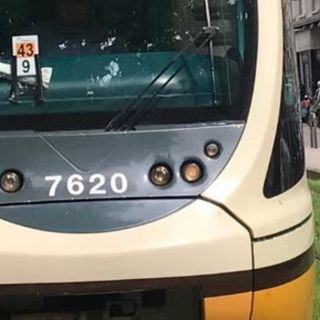 Rapina un centro affitti e scappa in tram. Arrestato a Milano
