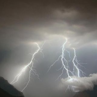 Temporali e grandine: la Lombardia lancia l'allerta arancione per domani