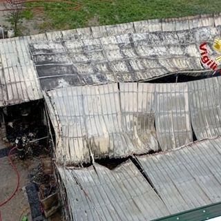 Trucazzano, 180 vitelli morti in incendio