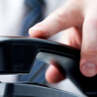 Allarme truffe: utilizzando il numero telefonico dei carabinieri di Vercelli svuotano i conti delle vittime