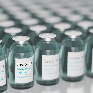 Vaccini agli over 80, la Regione: «Dal 7 aprile chi non è stato chiamato potrà farlo recandosi al centro più vicino»