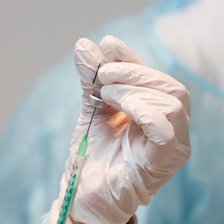 Covid-19, casi in aumento: in Italia 16.424 nuovi contagi e 318 vittime