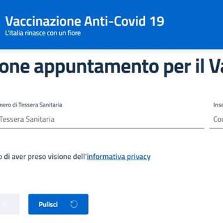 Vaccini: prenotazione con Poste Italiane al via sabato 3 aprile