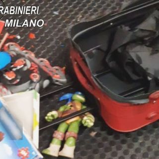 Milano, i Carabinieri fanno brillare valigia sospetta in metropolitana
