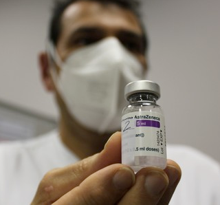Vaccini, Aifa: &quot;Ingiustificato allarme su sicurezza di AstraZeneca&quot;