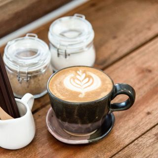 Coldiretti: caffè e zucchero, aumenti da record. Anche +80%
