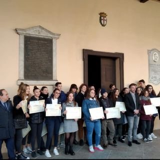 Gambolò, consegnate le borse di studio. Premiati gli studenti meritevoli
