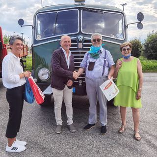 Burolo (To), successo per la collezione mezzi storici Marazzato
