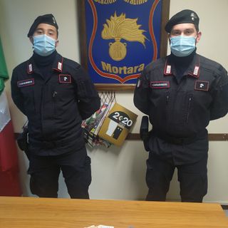 Mortara: non si ferma all'alt dei carabinieri e fugge a piedi con la cocaina, individuato e arrestato un 32enne