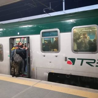 Trenord ripristina i bus sostitutivi ma saranno &quot;scortati&quot; dalla vigilanza privata