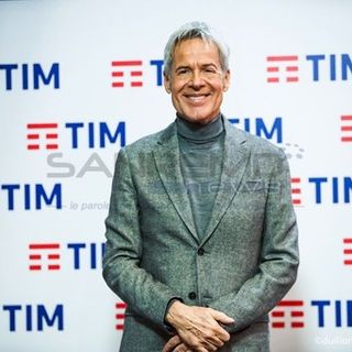Claudio Baglioni e la squadra del Festival nelle foto di Duilio Rizzo