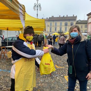 Spesa sospesa, oltre un quintale e mezzo di cibo raccolto al mercato di Campagna Amica a Voghera
