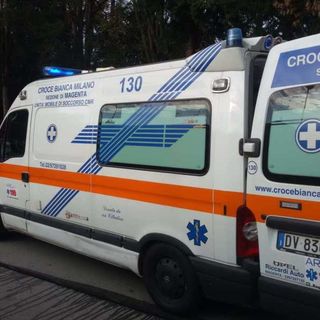 Vittuone: tamponamento tra camion e furgone, un ferito