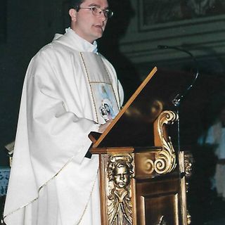 La Confraternita di San Rocco ricorda Don Davide Colombo curato a Garlasco verso la fine degli anni novanta