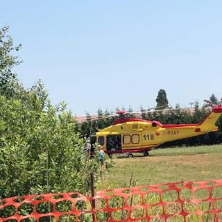 Cilavegna: accusa un malore in chiesa, interviene l'elisoccorso per un 47enne