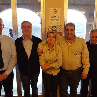 A Genova il pranzo natalizio degli amanti di bus e camion storici