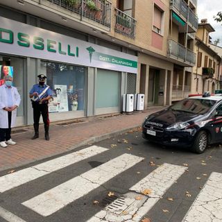 Voghera: 18enne svaligia una farmacia, ma viene individuato dai Carabinieri e arrestato
