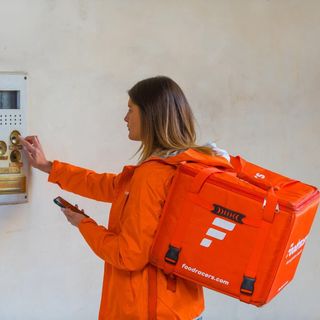 Pranzi e Cene a Domicilio: a Vigevano Sbarca Foodracers