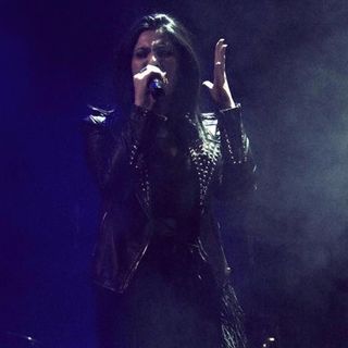 Il 9 Febbraio la cantautrice Fanya Di Croce sarà ospite a Sanremo Juke Box evento partner di Casa Sanremo, lo showcase si svolgerà presso la sala Teatro dedicata al cantautore Ivan Graziani all'interno della casa. Sanremo Juke Box è una produzione di Moren