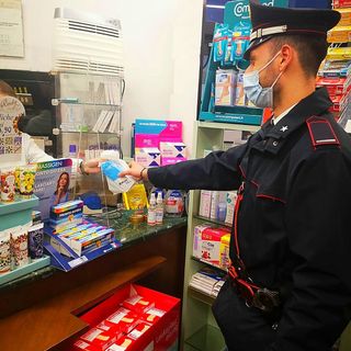 Pavese: i Carabinieri ritirano farmaci per una coppia di coniugi in quarantena impossibilitati a uscire di casa