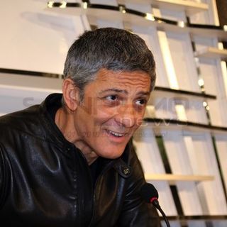 #Sanremo2018, Fiorello a sorpresa in sala stampa: &quot;Sono qui per un whatsapp di Baglioni; mi mancava questa scarica di adrenalina&quot;