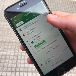 Covid, quanti posti sul treno in arrivo? l’app di Trenord lo dice ai viaggiatori