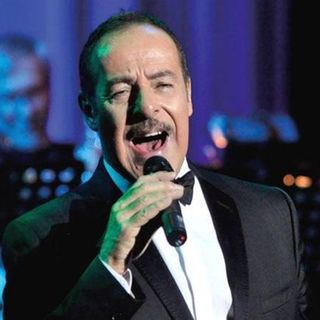 Massimo Lopez interpreta al Teatro Cagnoni, i classici del songbook americano