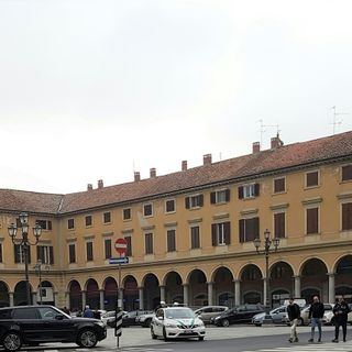 Garlasco: il comune non farà pagare la Tari dei mesi di chiusura per l’emergenza Covid a commercianti ed esercenti