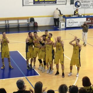 Basket Serie B, Vigevano comincia i play-off con il piede giusto: battuta Padova